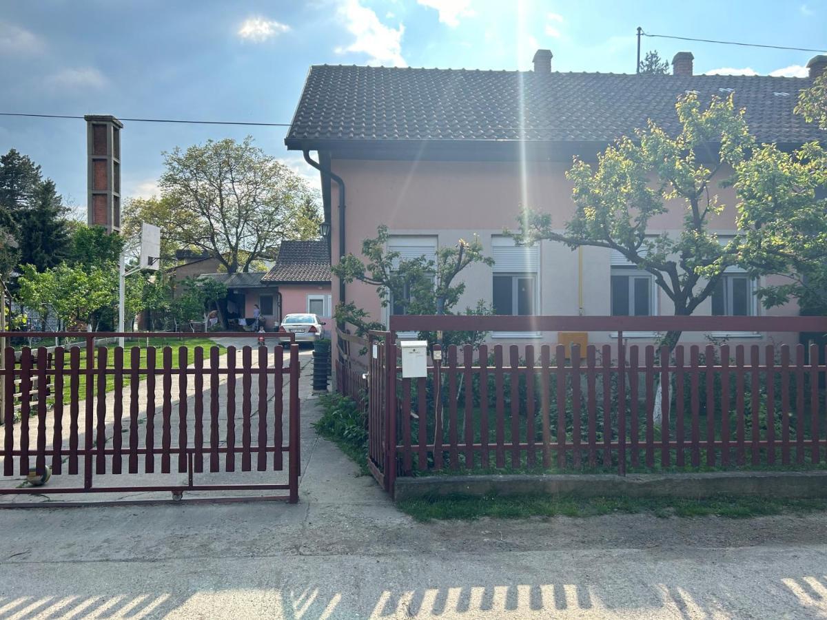 Milica Apartmani Vrdnik Zewnętrze zdjęcie